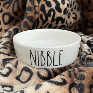 Rae Dunn NIBBLE Bowl